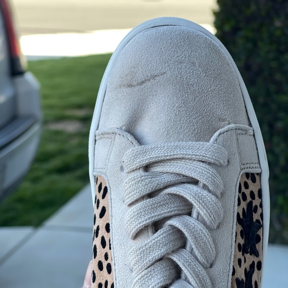 Leopard faux suede sneaker FLASH SALE - Picture 4 of 5